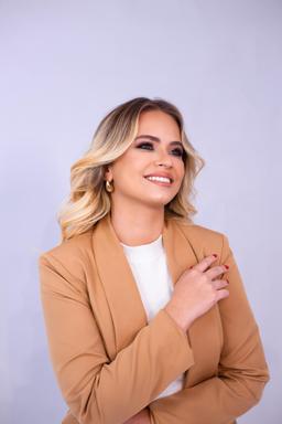 Dra. Rayane Santos